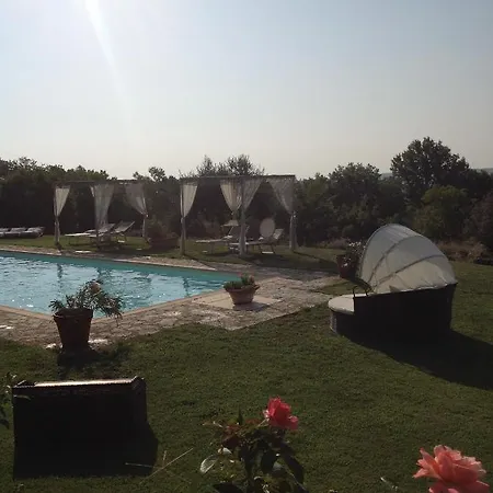 Bed & Breakfast La Canonica Di San Michele 2*