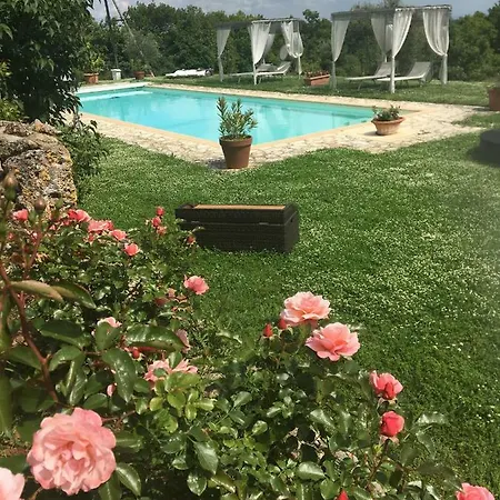 לינה וארוחת בוקר La Canonica Di San Michele 4*