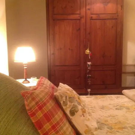 Bed & Breakfast La Canonica Di San Michele Monteriggioni