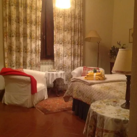 فندق مبيت وإفطار La Canonica Di San Michele مونتيريجيوني