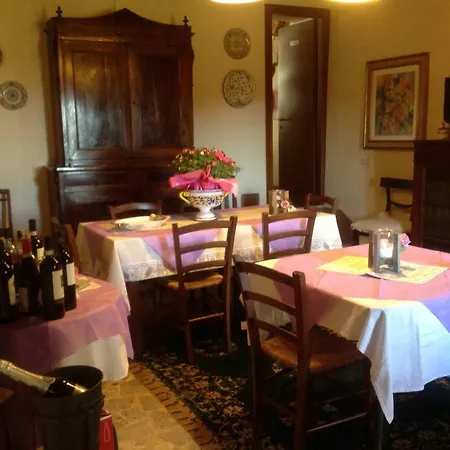 La Canonica Di San Michele Monteriggioni