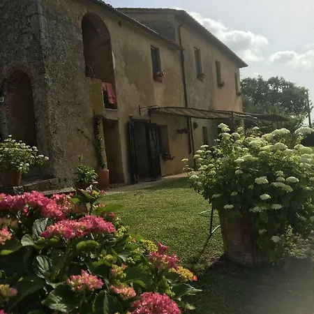 La Canonica Di San Michele Bed & Breakfast 4*